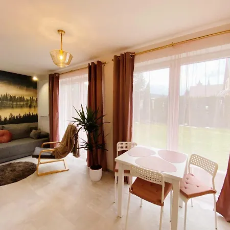Apartamenty Jagodzianka - Jacuzzi, Sauna, Teznia Solankowa Ustrzyki Dolne Exterior foto