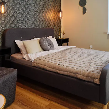Apartamenty Jagodzianka - Jacuzzi, Sauna, Teznia Solankowa Ustrzyki Dolne Exterior foto