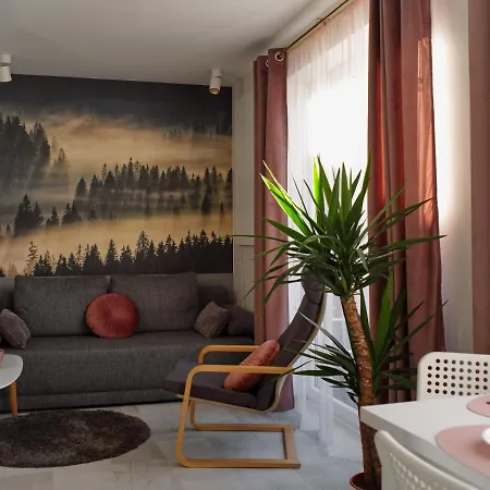Apartamenty Jagodzianka - Jacuzzi, Sauna, Teznia Solankowa Ustrzyki Dolne Exterior foto