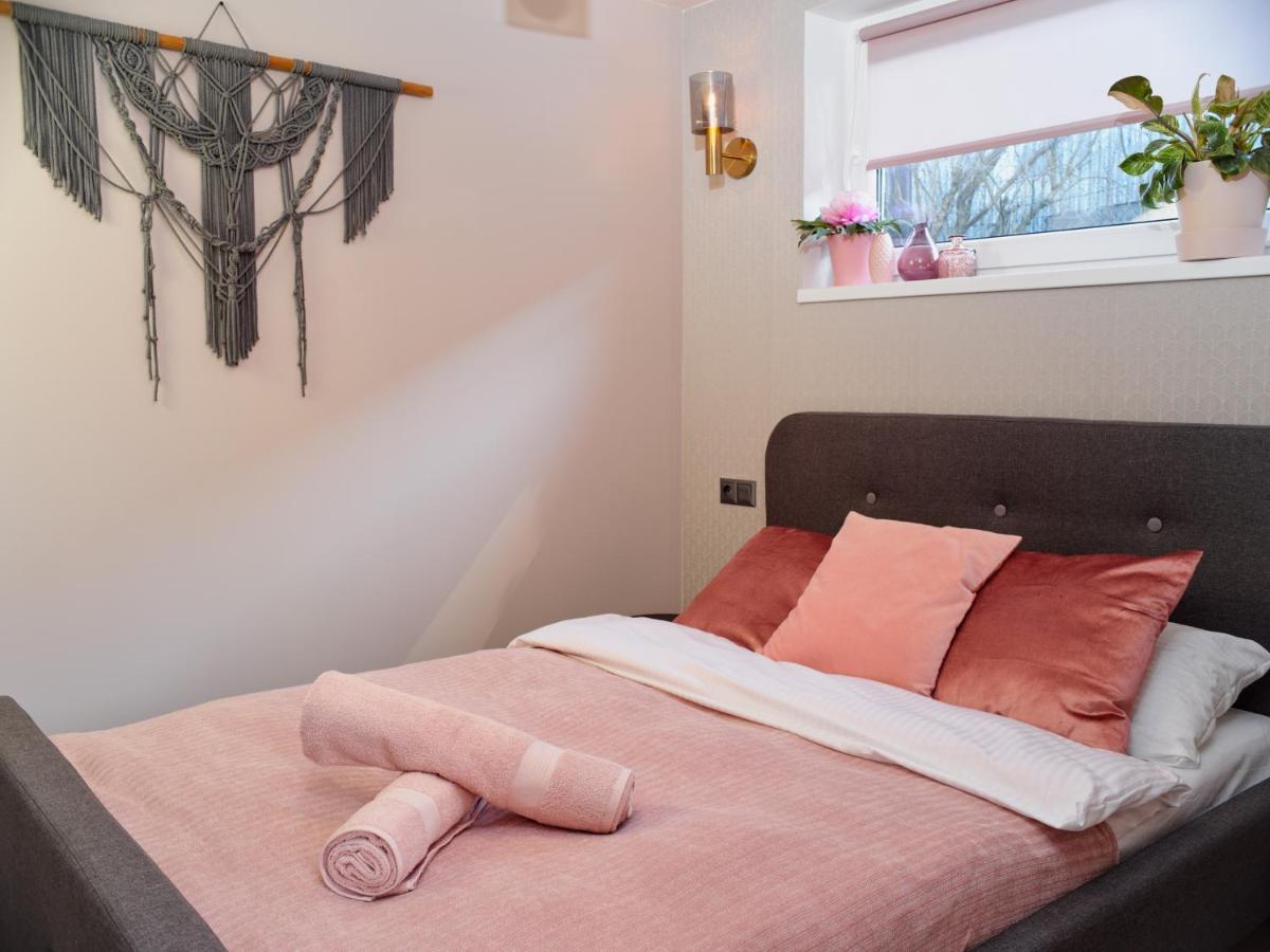 Apartamenty Jagodzianka - Jacuzzi, Sauna, Teznia Solankowa * Ustrzyki Dolne