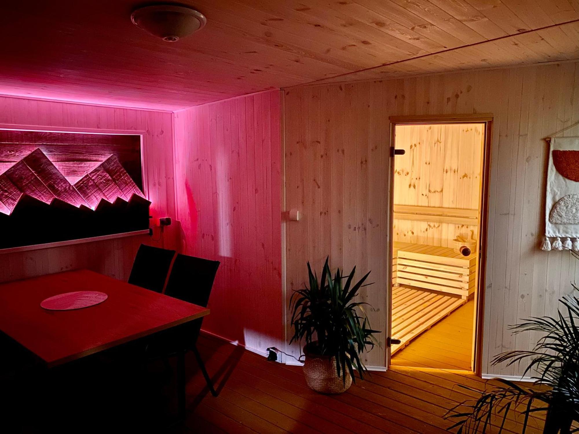 Apartamenty Jagodzianka - Jacuzzi, Sauna, Teznia Solankowa Ustrzyki Dolne