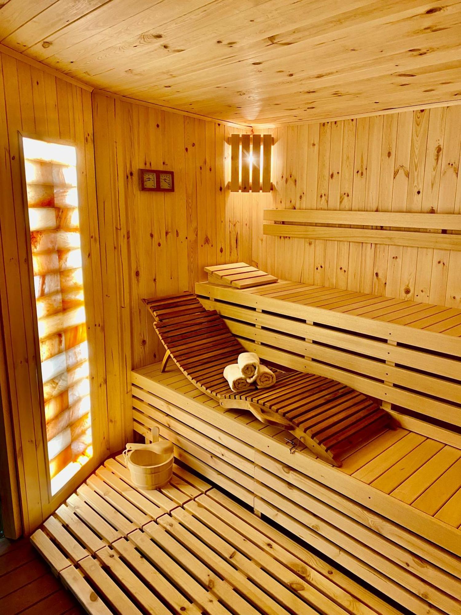Apartamenty Jagodzianka - Jacuzzi, Sauna, Teznia Solankowa Apartment *